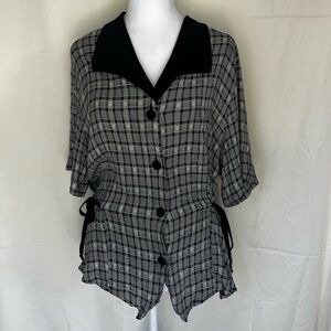 Vintage button down short sleeve women’s top